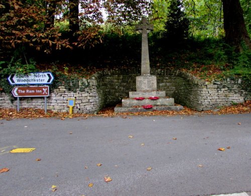 Oorlogsmonument Woodchester #1