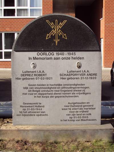 Monument Lt. Robert Deprez en Lt. Andre Schaepdryver Harelbeke #1