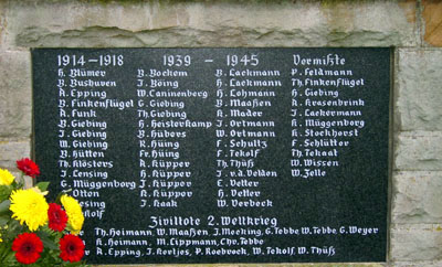 War Memorial Heelden #2