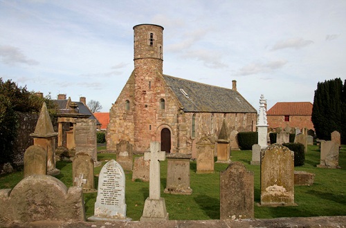 Oorlogsgraven van het Gemenebest Cockburnspath Parish Churchyard