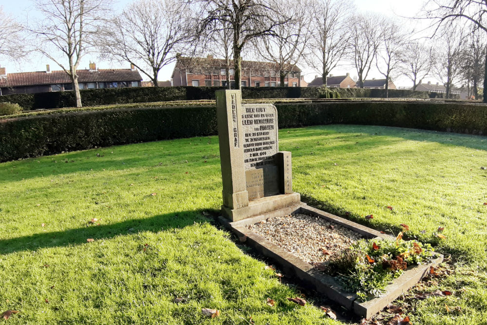 Nederlands Oorlogsgraven Gemeentelijke Begraafplaats Zevenbergen #2