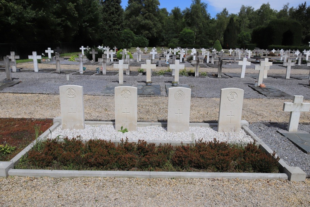 Oorlogsgraven van het Gemenebest Budel-Dorplein #1