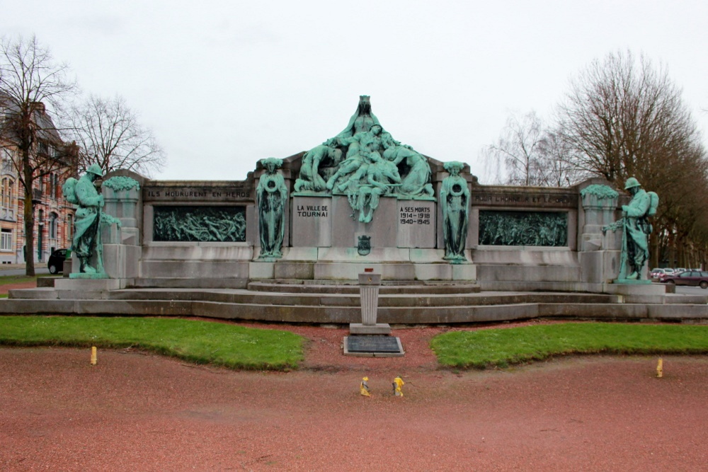 Oorlogsmonument Tournai #1