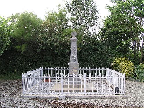 War Memorial La Chvrerie #1