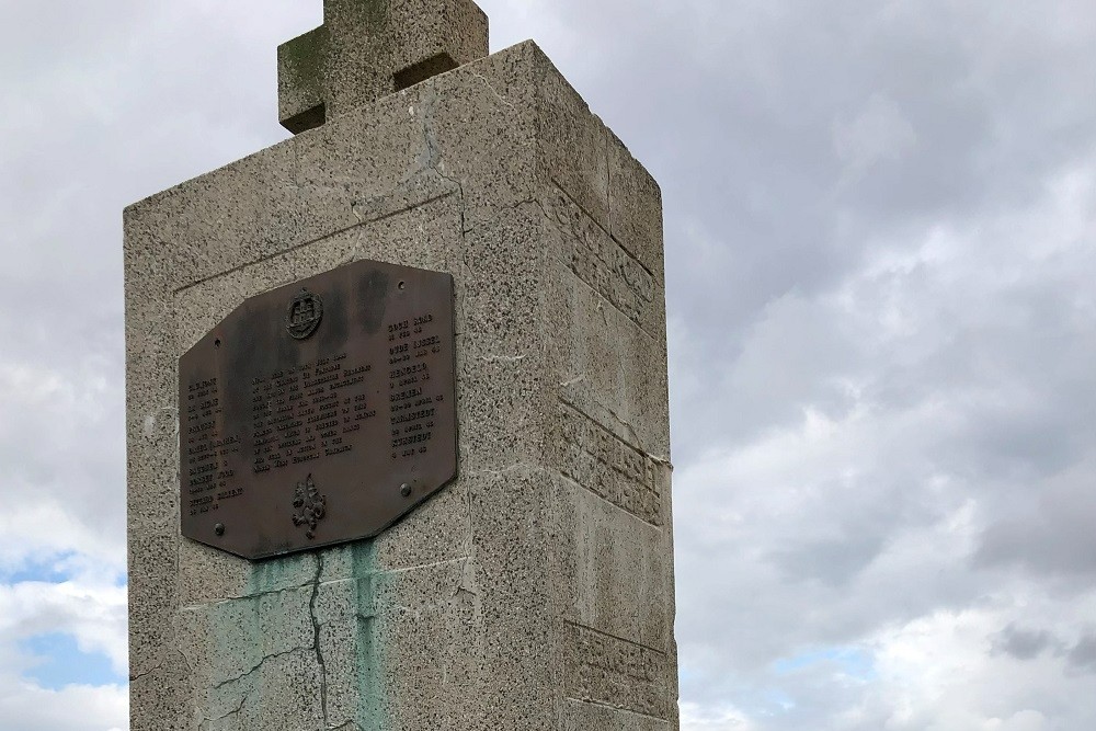 Monument 5th Battalion Dorsetshire Regiment #3
