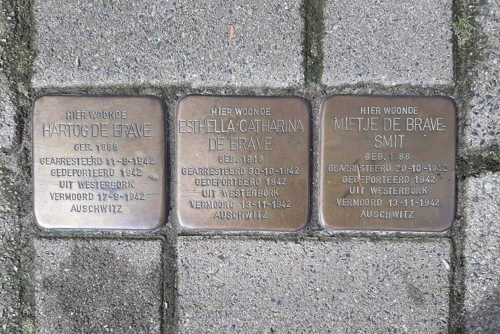 Stolpersteine Servaes Noutsstraat 6