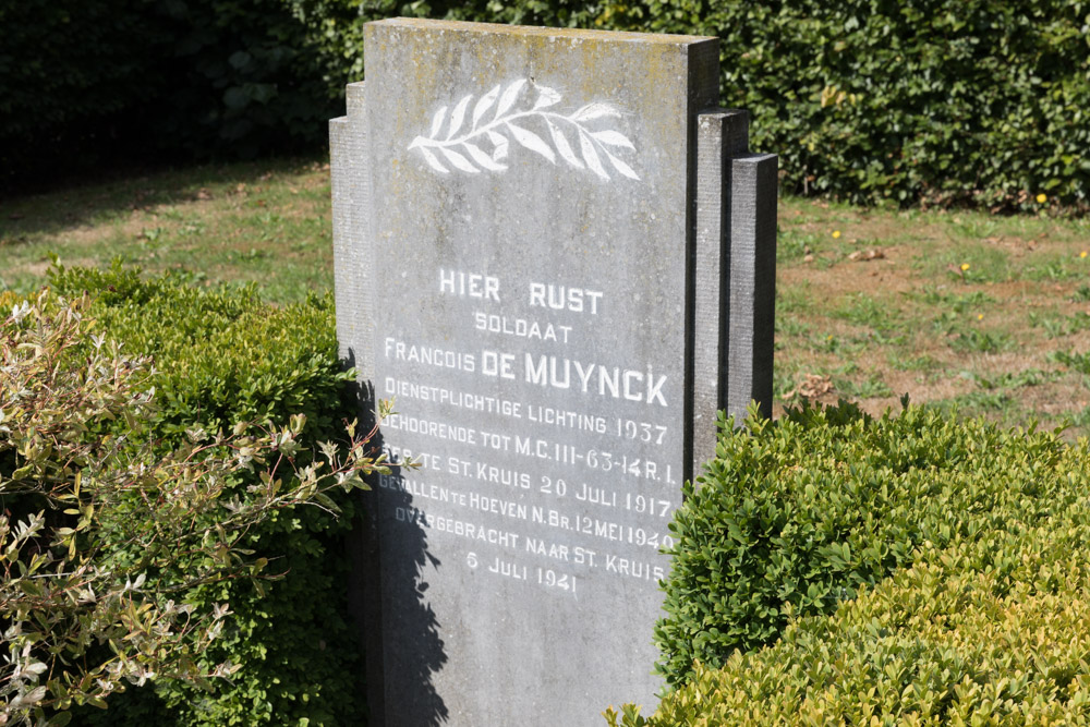 Dutch War Grave Sint Kruis