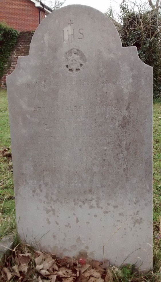 Oorlogsgraf van het Gemenebest Bersted Roman Catholic Cemetery #1