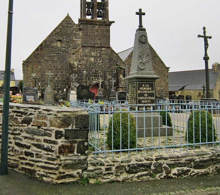 Oorlogsmonument Tréflévénez #1