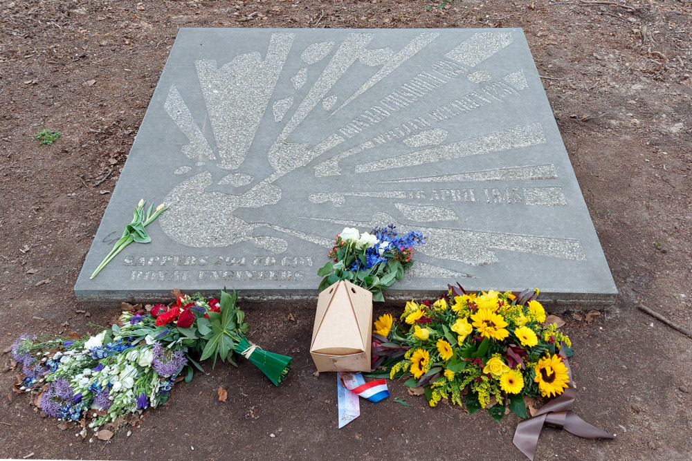Monument Gesneuvelde Britse soldaten #4