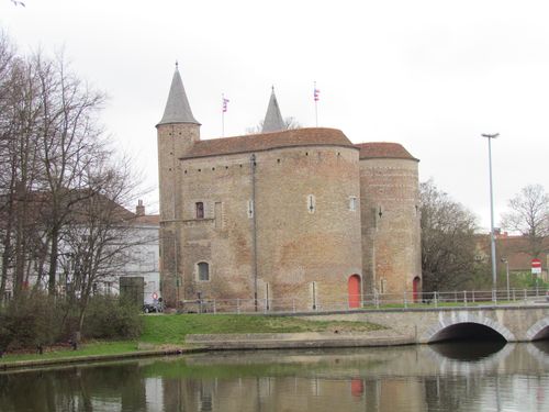 Gedenkteken Vluchtende Duitsers Gentpoort Brugge #3