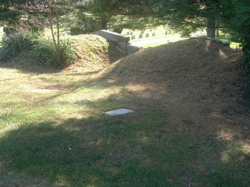 Commonwealth War Grave Cedar Hill Cemetery #1