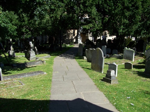 Oorlogsgraven van het Gemenebest St Dunstan Churchyard