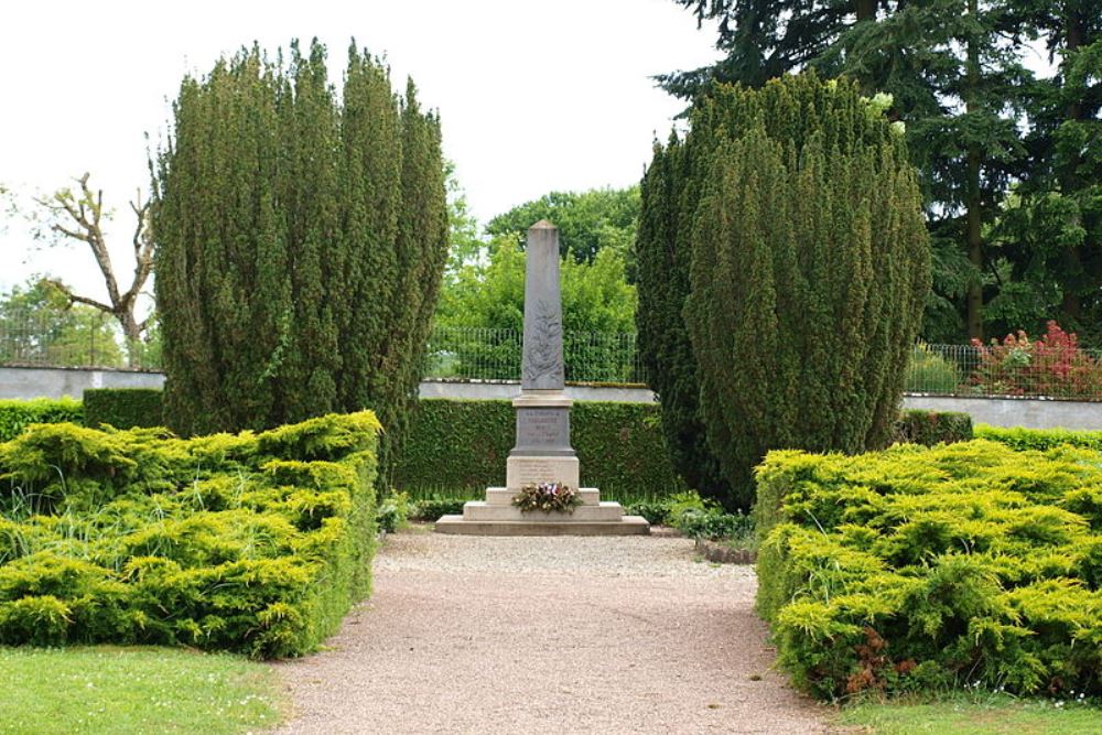 Oorlogsmonument Couloutre #1