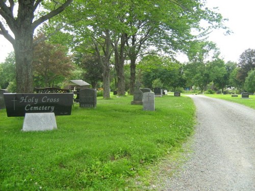 Oorlogsgraven van het Gemenebest Holy Cross Cemetery