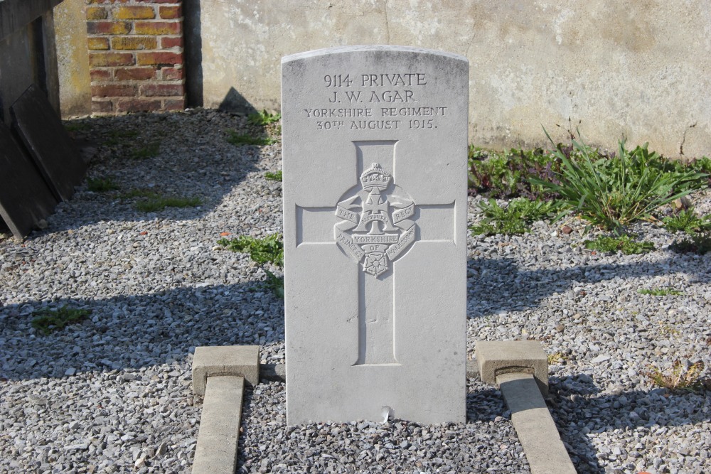 Commonwealth War Grave Nortbécourt #3