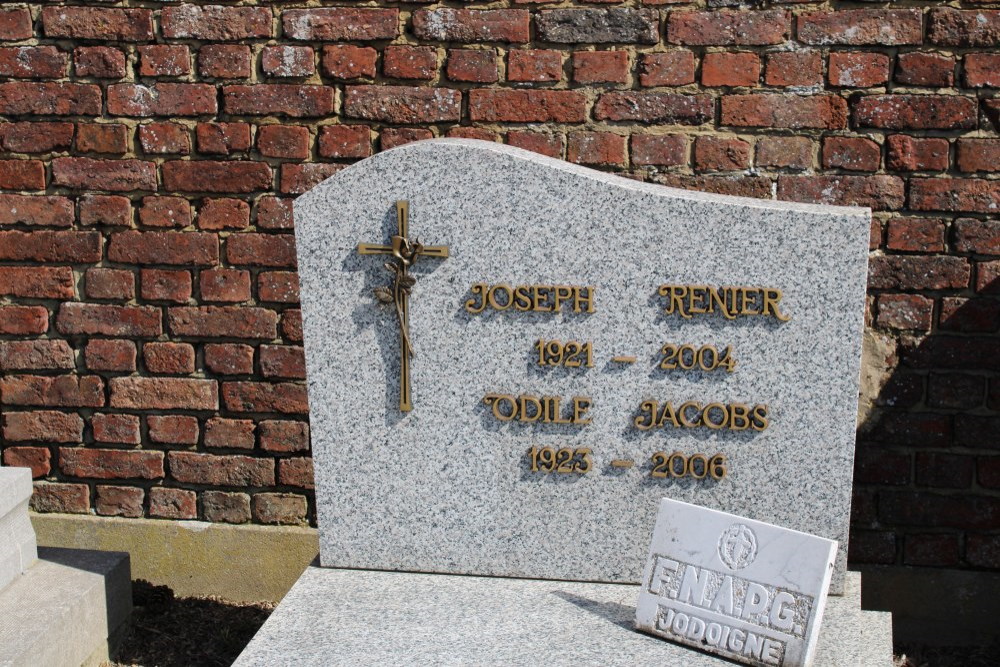 Belgian Graves Veterans Lathuy #5