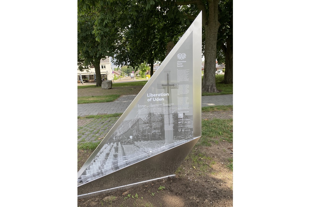 Vector of Memory: Commonwealth War Cemetery in Uden #5