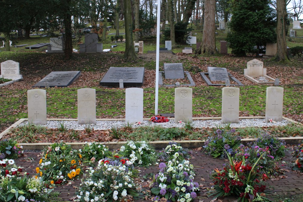 Oorlogsgraven van het Gemenebest Driehuis Westerveld #1