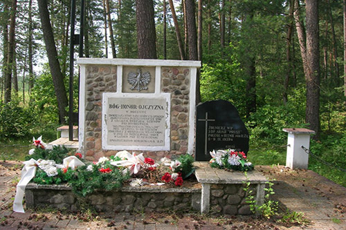 Memorial Fighting 1939 & 1944