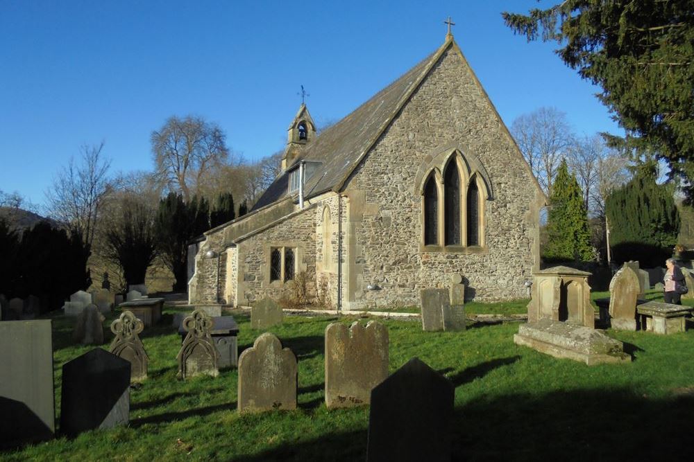 Oorlogsgraven van het Gemenebest St. Cedwyn Churchyard