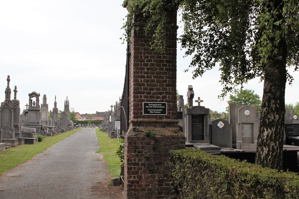 Commonwealth War Graves Handzame #1