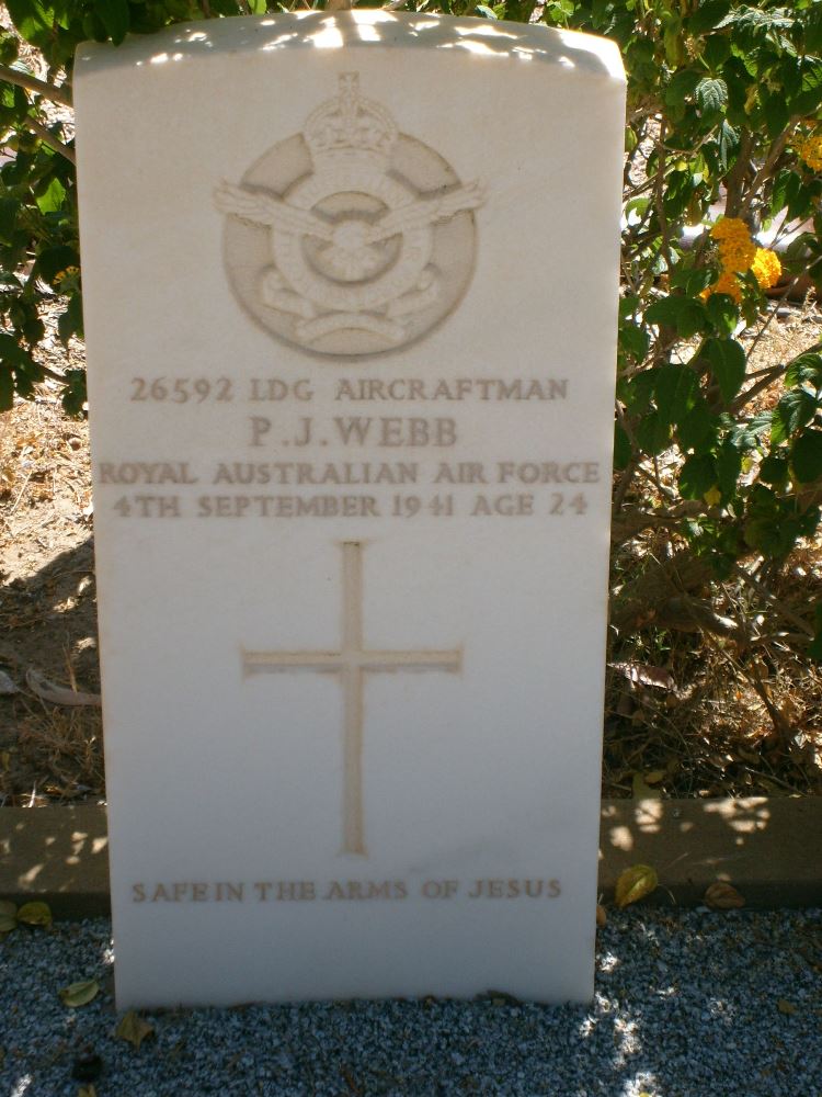 Commonwealth War Grave St. Mary's Church Cemetery #1