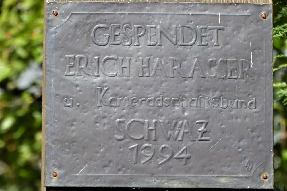 Gedenkkruis Begraafplaats Schwaz #3