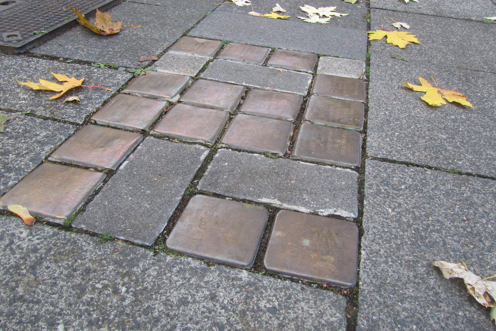 Stumbling Stones Hardefuststraße 8