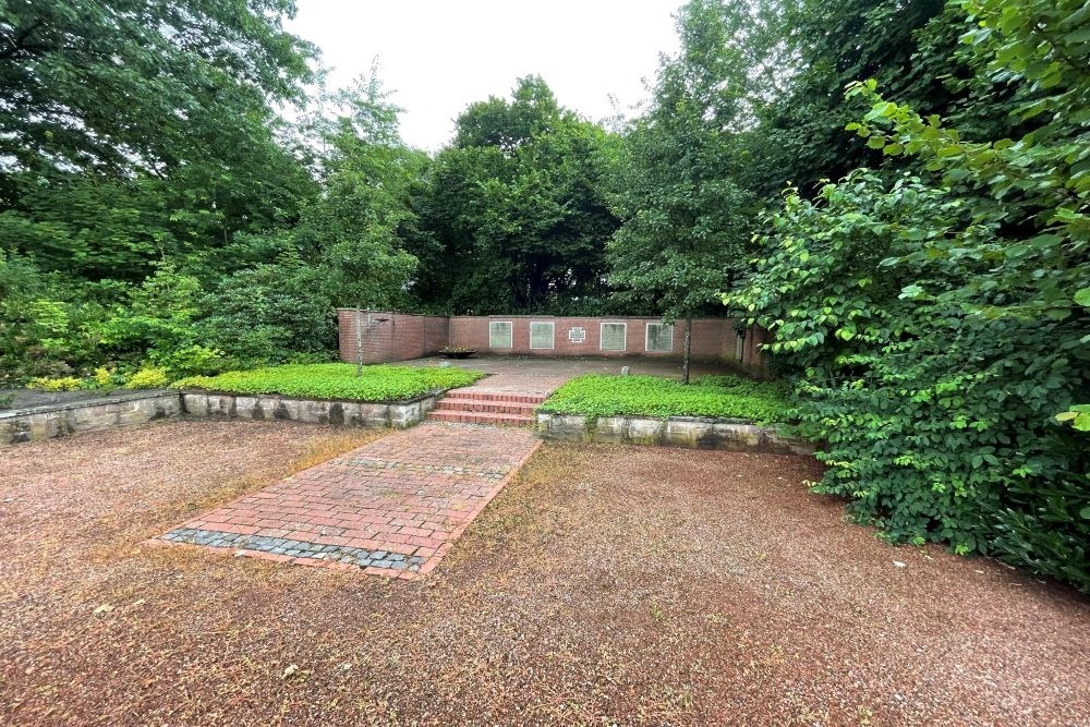 War Memorial Elberger