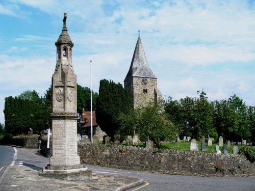 Oorlogsmonument Burwash #1