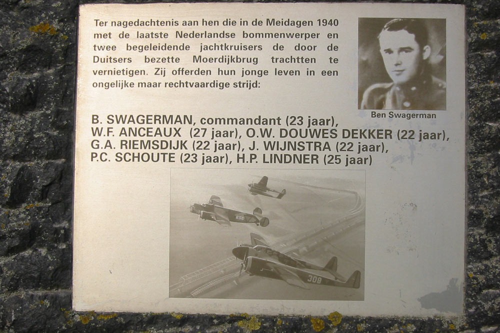 Memorial T-V 856 Bomber Moerdijk-Bridge #2
