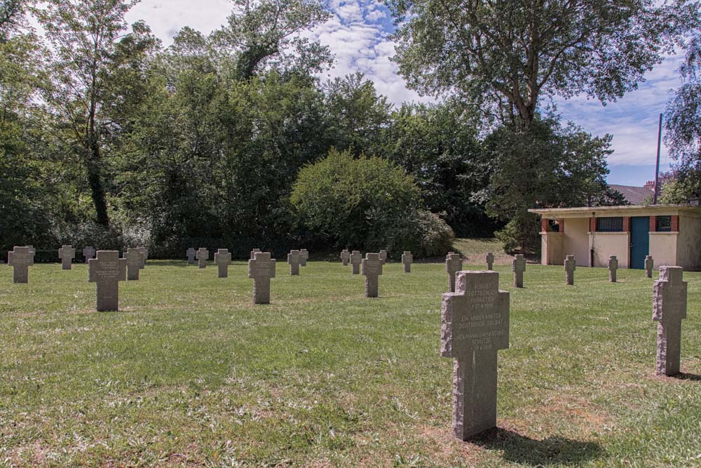 Franco-German War Cemetery Zuydcoote #4