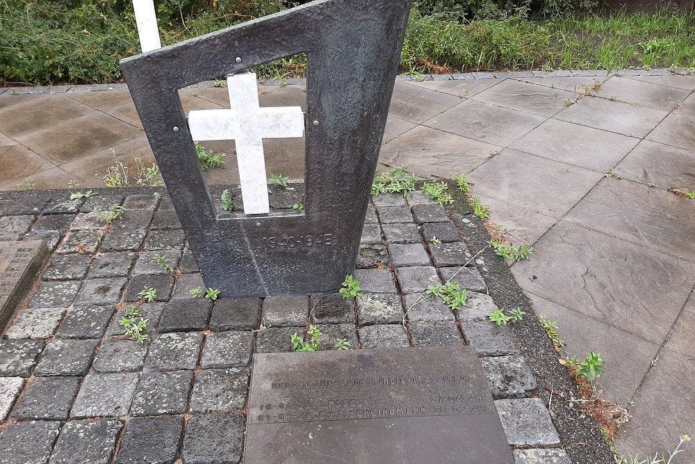 Oorlogsmonument Reeuwijk #2