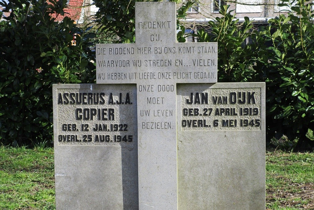 Dutch War Grave Schalkwijk #2