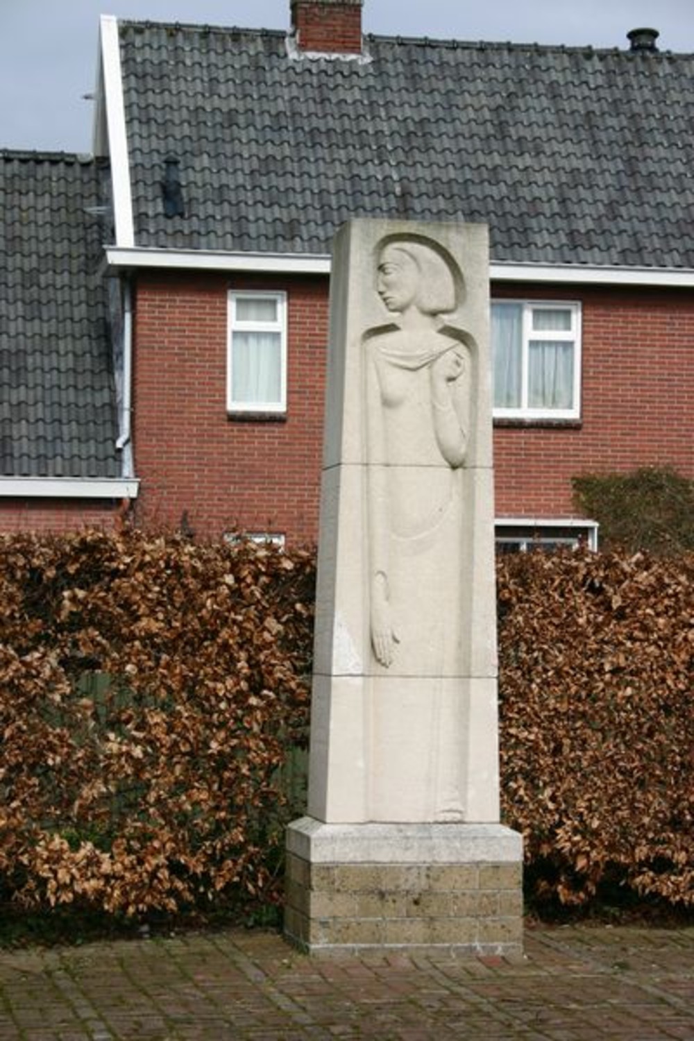 Oorlogsmonument Vries #3