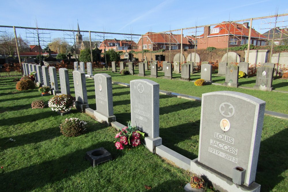 Field of Honour Schoten #3