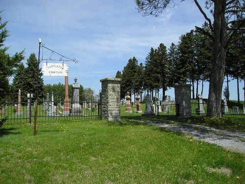 Commonwealth War Grave Castleton Protestant Cemetery