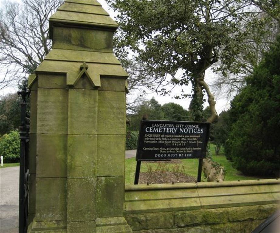 Commonwealth War Graves Lancaster Cemetery #1