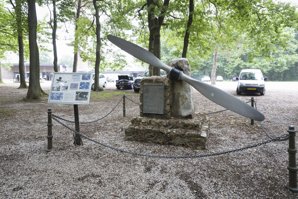 Monument Fokker C5 MLD Vaals #4