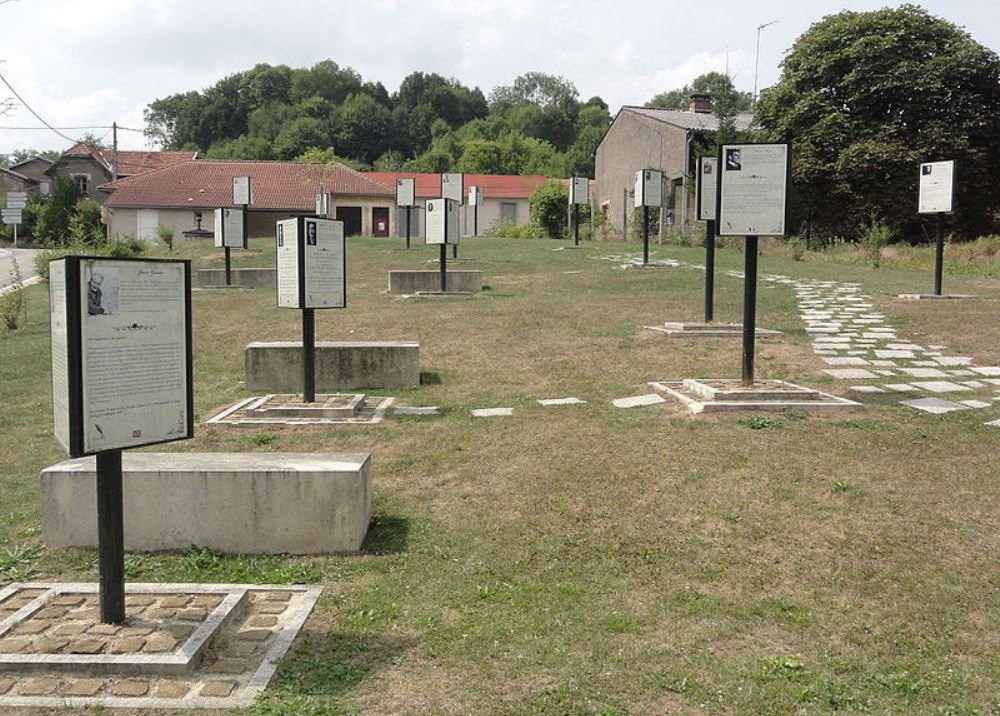 Literary Garden Saint-Remy-la-Calonne