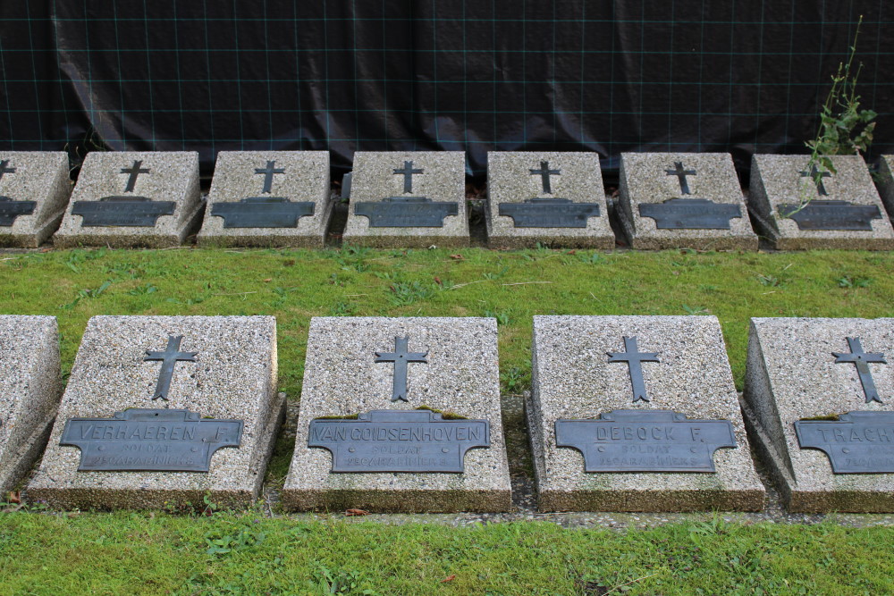 Oorlogsmonument Slag van Schiplaken en Belgische oorlogsgraven #4
