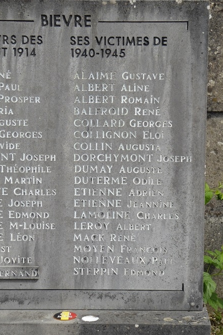 Memorial Cemetery Bièvre #4