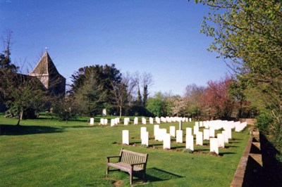 Commonwealth War Graves St. Nicholas Churchyard