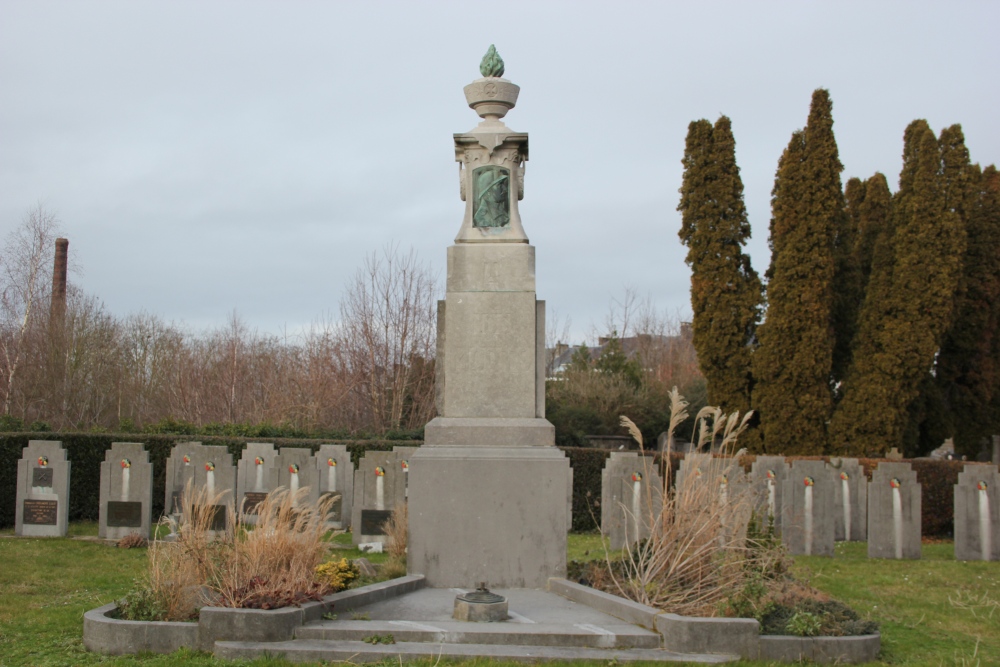 War Memorial Cemetery Bois-de-Breux #1