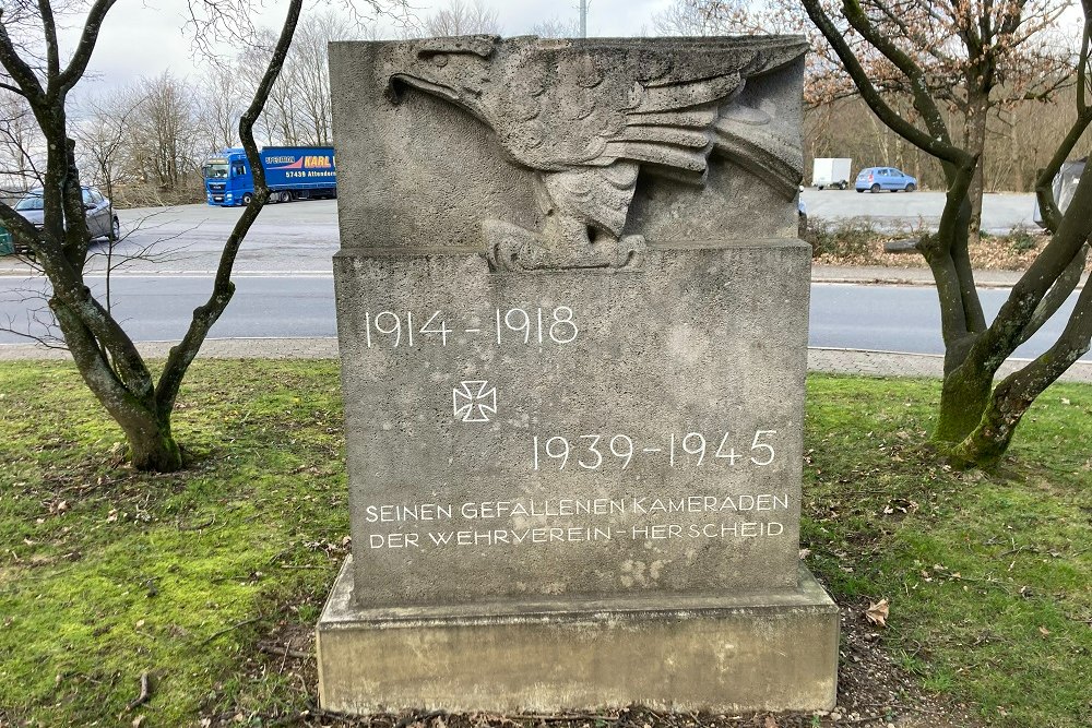 First And Second World War Memorial Herscheid #1