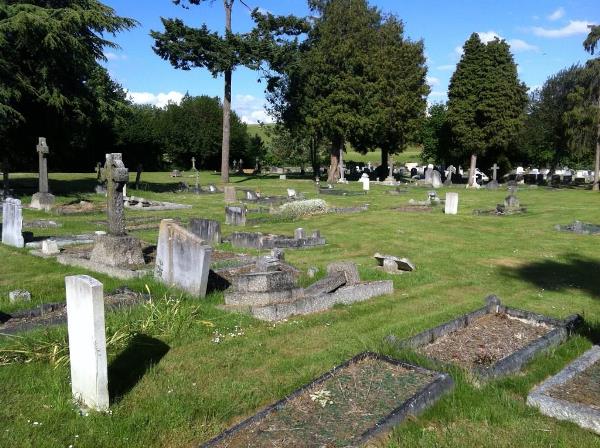 Commonwealth War Graves Datchet Cemetery #1