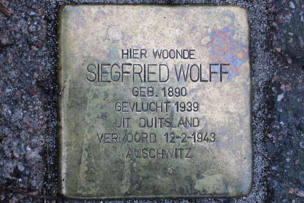 Stolperstein Dokter Welfferweg 15 (was Kerkdijk 29a)