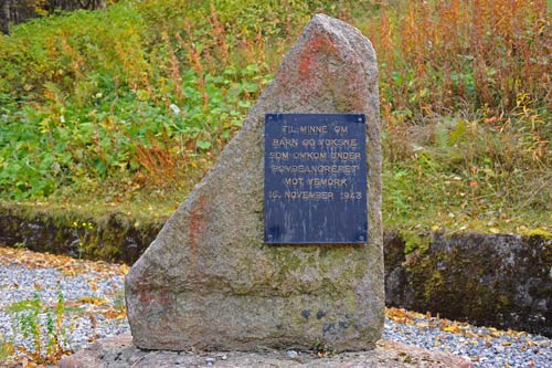 Oorlogsmonument Bombardement Vemonk #1