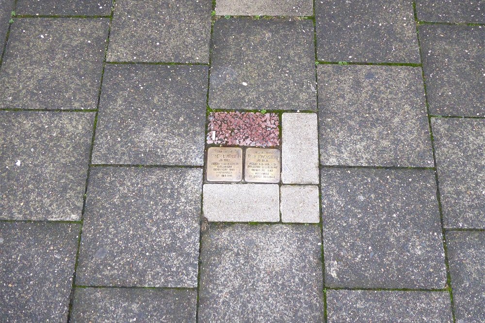 Stumbling Stones Moltkestraße 10 #4